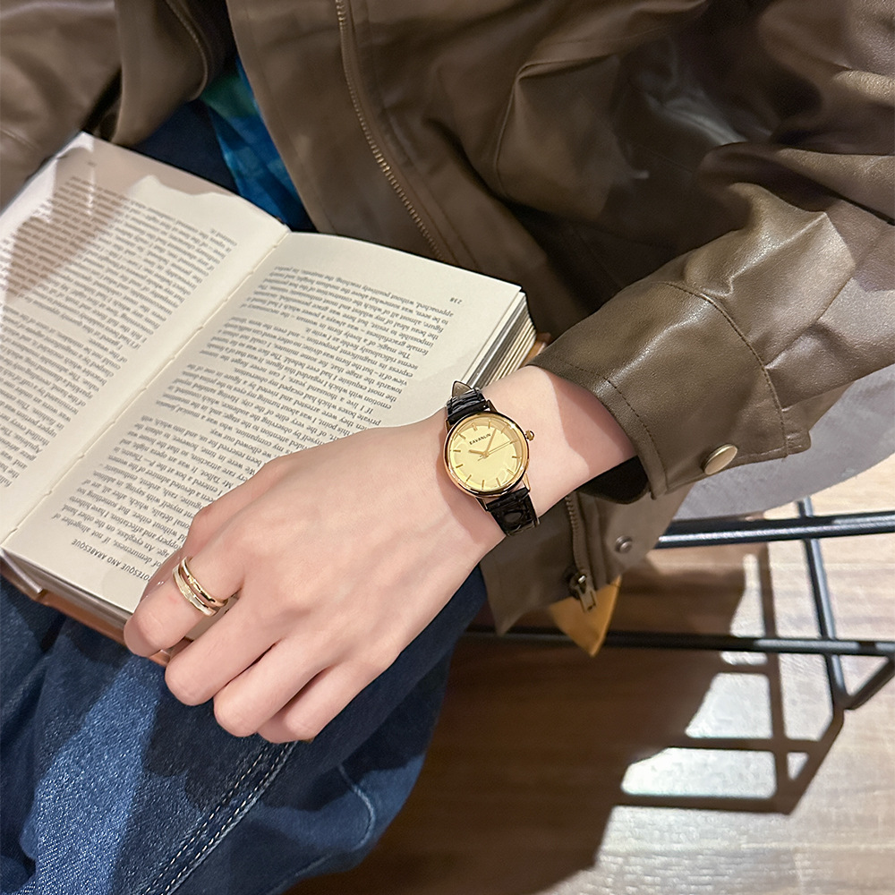 New Luxury Vintage Black And G - Luxury Watch Gold And Black recension och pris