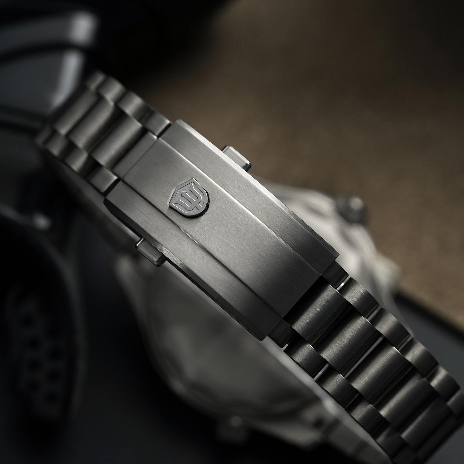 Watchdives WD007 V4 NTTD Mecha - Luxury Watch Business recension och pris