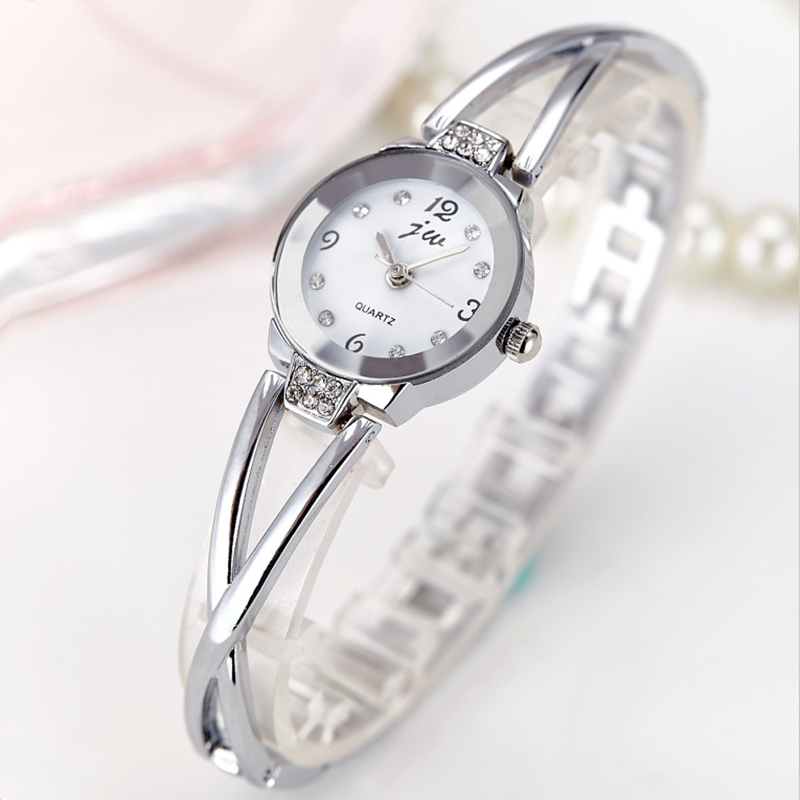 New Trendy Women Bracelet Watc - Lux Watch recension och pris