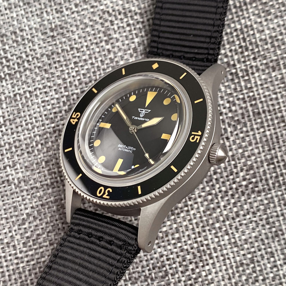 Tandorio 40mm Titanium Automat - Titanium Sport Watch recension och pris