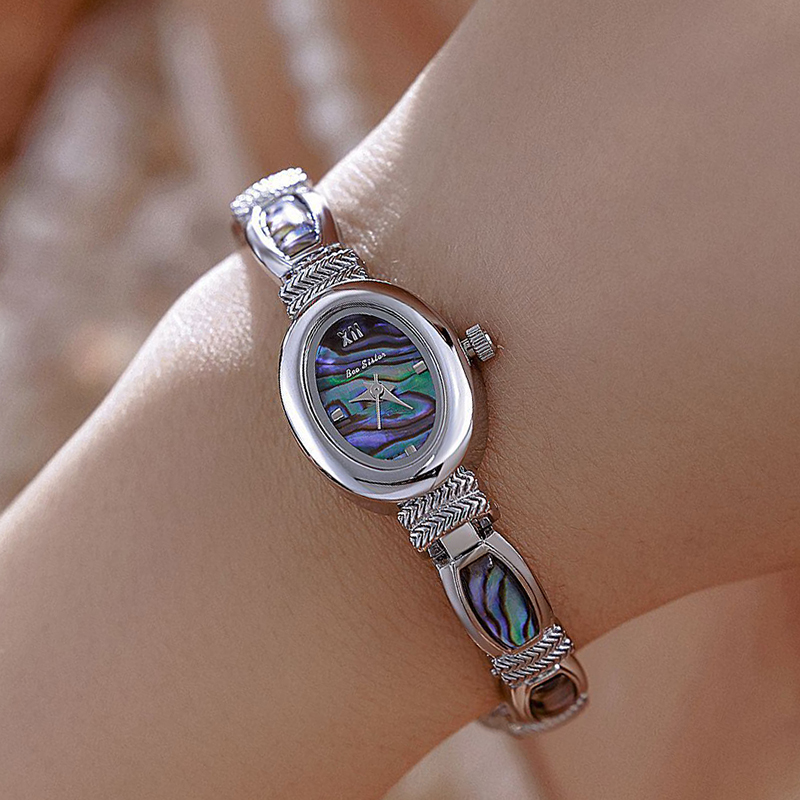 Oval Dial Women Bracelet Watch - Luxury Watch Brand For Women recension och pris