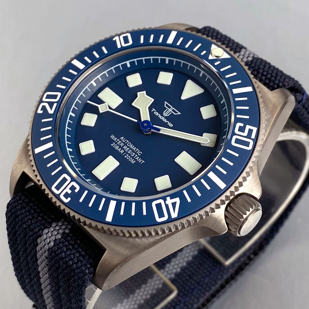 Titanium Case Tandorio 42mm Re - Titanium Sport Watch recension och pris