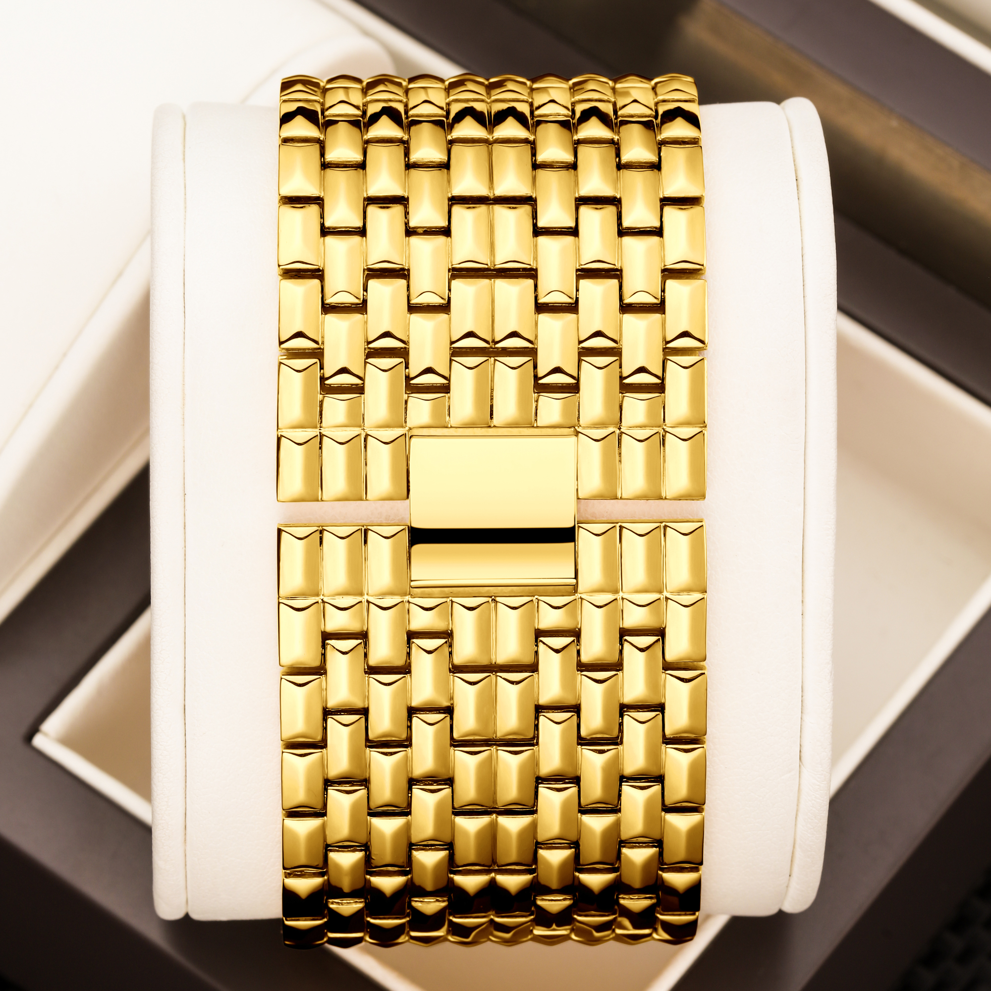 YaLaLuSi Tonneau Square Full R - Luxury Watch Gold And Black recension och pris