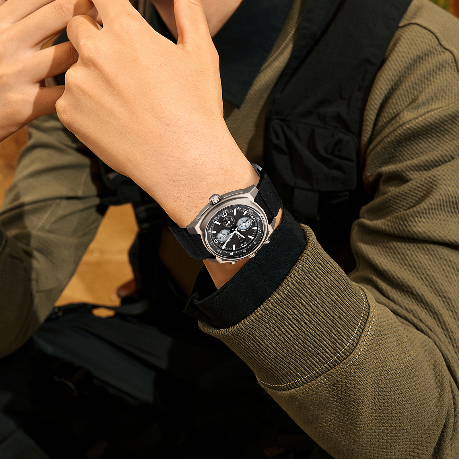 Hestur Titanium Quartz Men's W - Titanium Sport Watch recension och pris