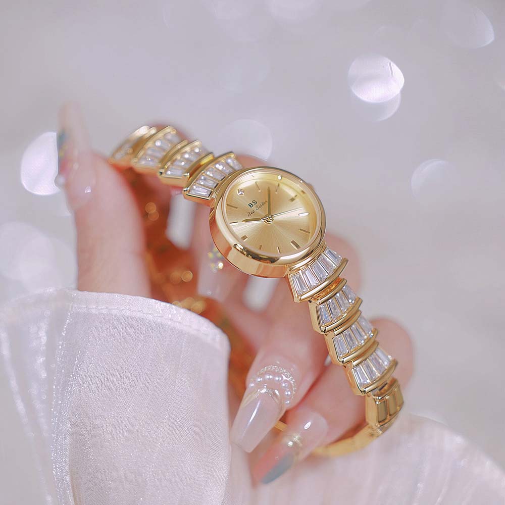 High Quality Women's Watches L - Luxury Watch Gold And Black recension och pris